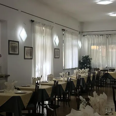 Hotel Villa Lina-3